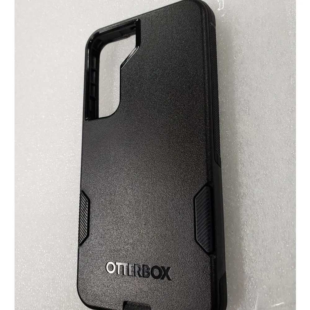 OtterBox Commuter Series Case for Samsung Galaxy S22 - Black Protective Cover